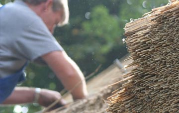 professional Weston Under Wetherley thatchers